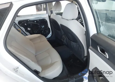 2021 Kia K5 Lxs из США, поврежденный, VIN 5XXG14J24MG030691